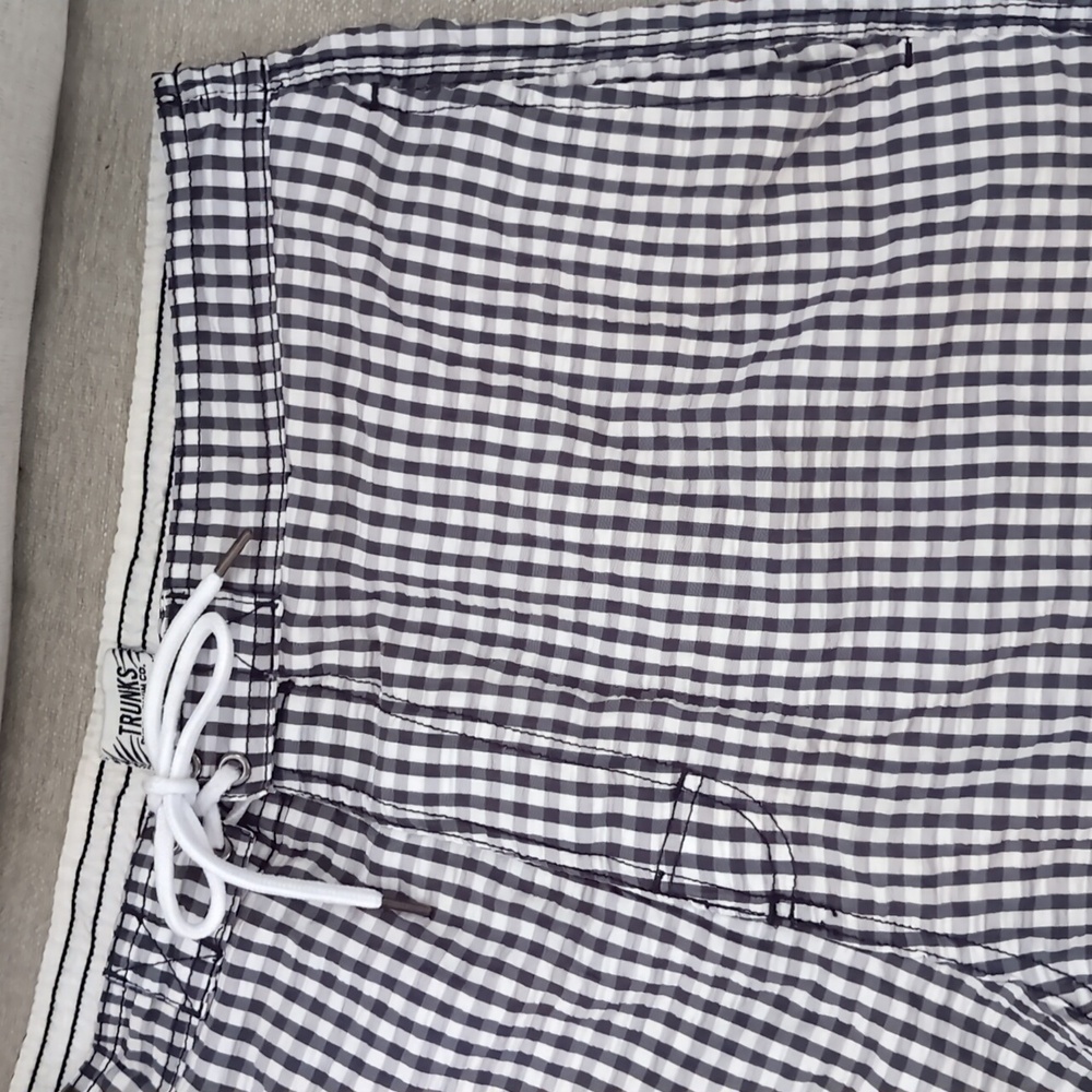 TRUNKS SURF & SWIM CO. Swim Shorts Gingham Black White Lined Size XL